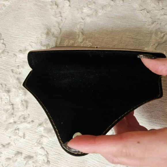 Ray-Ban Case - Picture 5 of 6